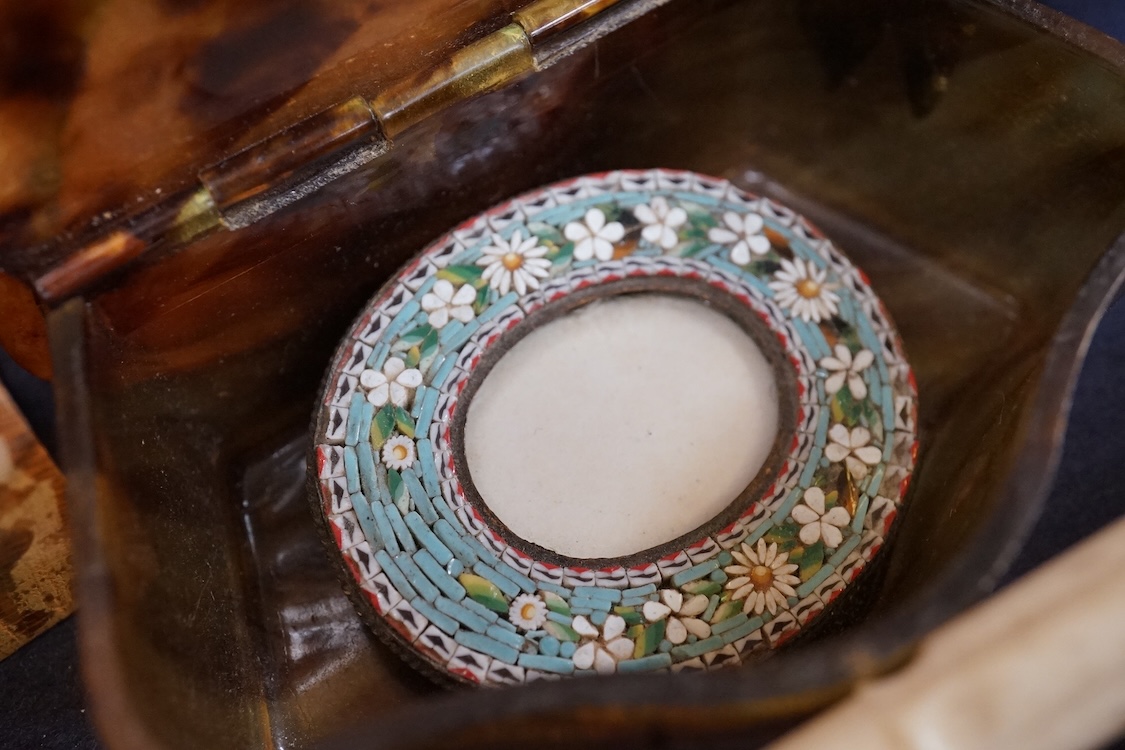 A group of mixed collectables including postcards, bone items, Chinese miniature hardstone flowers, etc.
